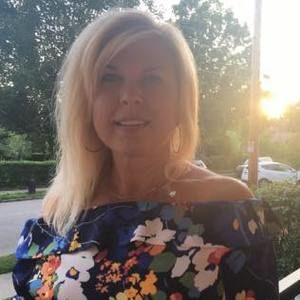 Meet your Posher, Lori